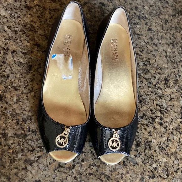 Michael Kors shoes - Picture 5 of 7